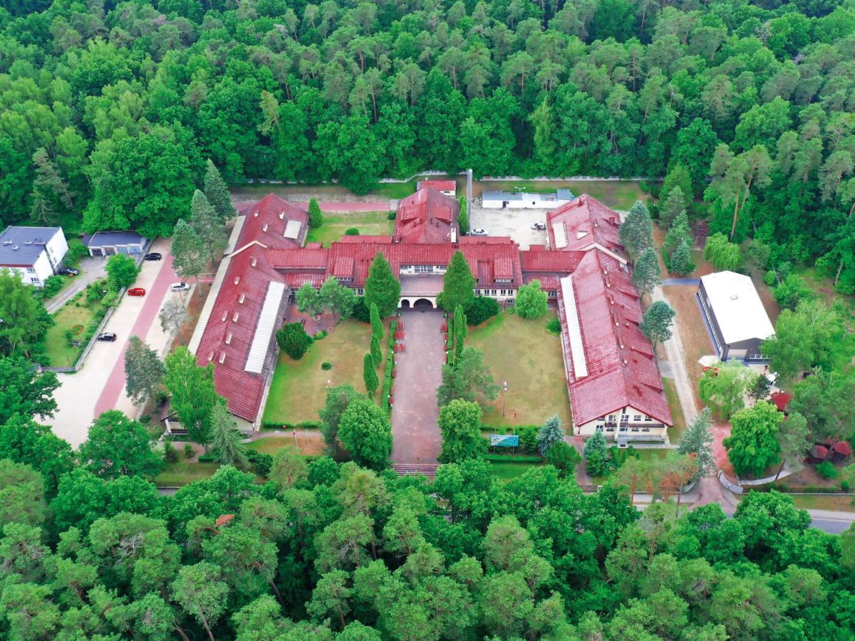 Zacisze Natura Tour Hotel Spala Exterior photo